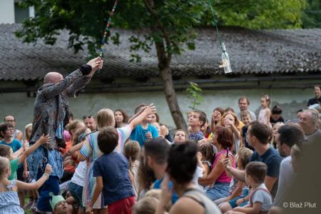 Sreda, 14. avgust (25)